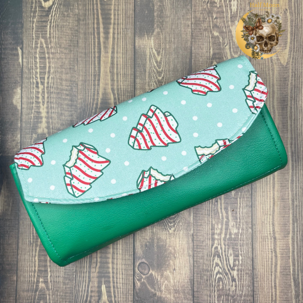Deb`s Xmas tree cake wallet