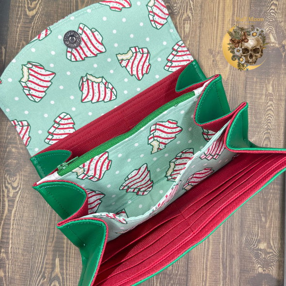 Deb`s Xmas tree cake wallet