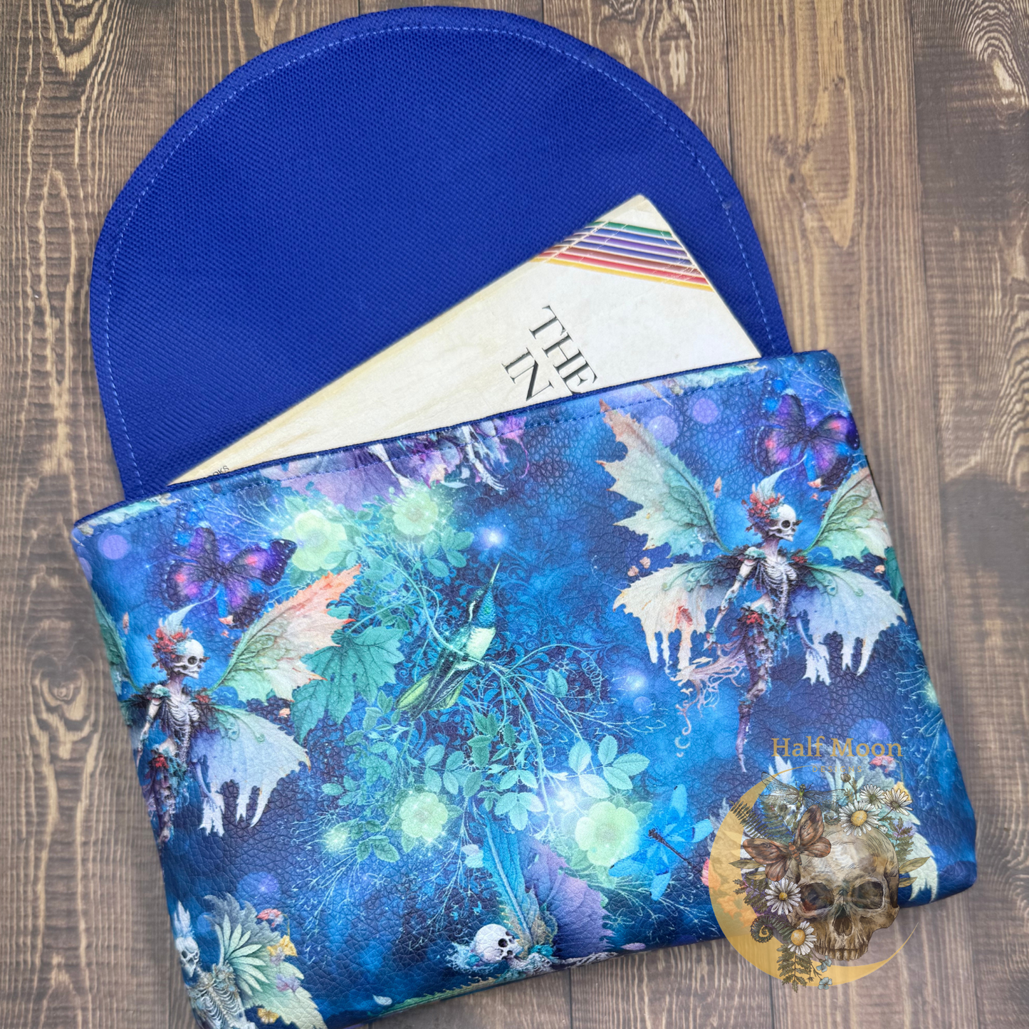 FaeDecay Book/kindle holder