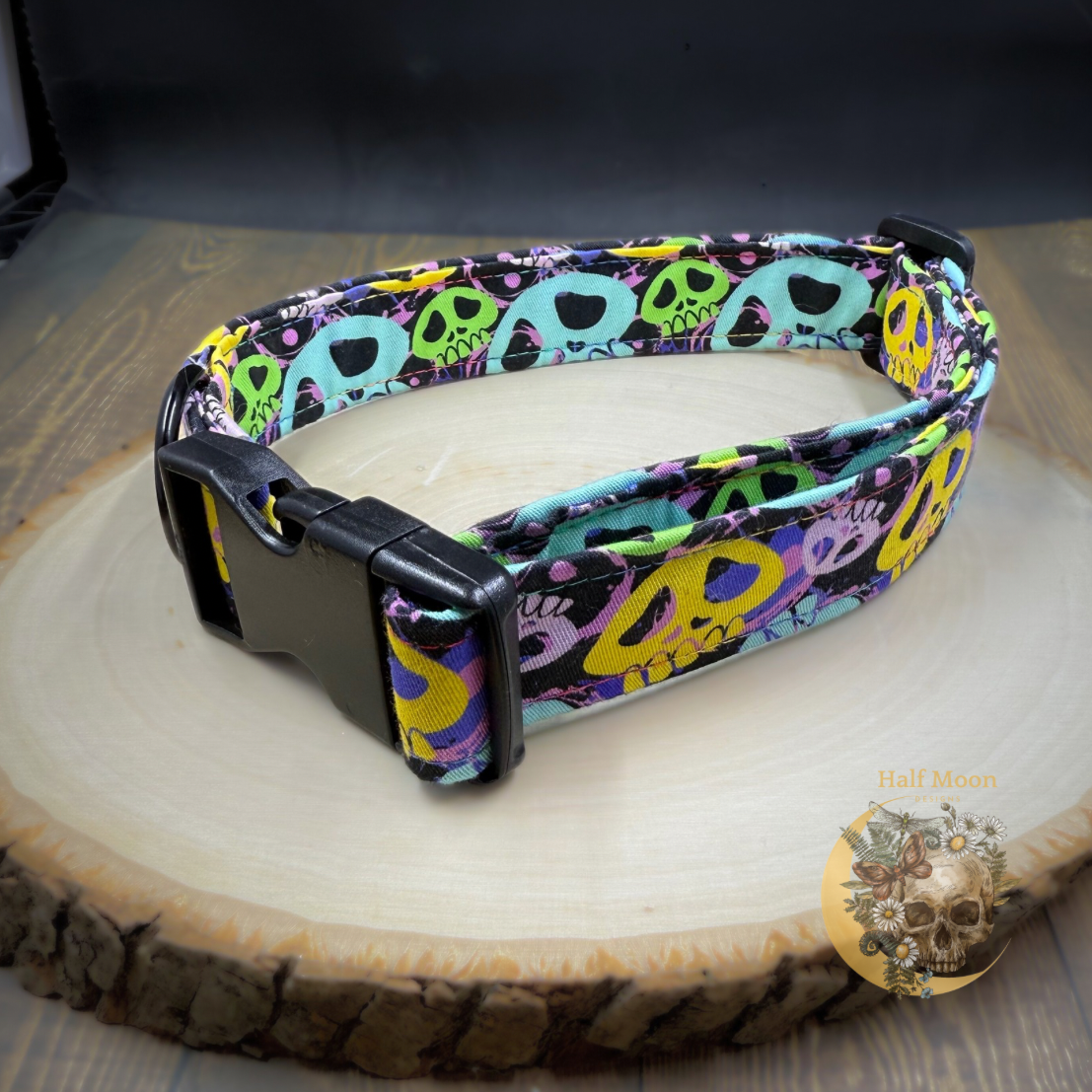 Pastel Skulls Dog Collar
