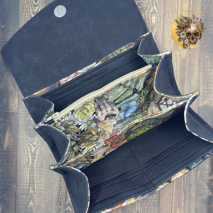 Woodland magic wallet