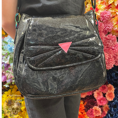 The Purrrrfect crossbody. The cat bag. In black sparkle faux patent leather