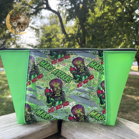 Ack Ack peek a boo makeup bag