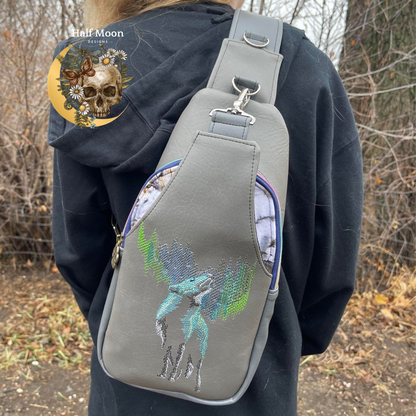 Wolf sling bag